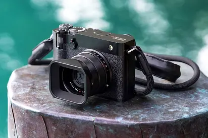 Fujifilm camera GFX 100 RF