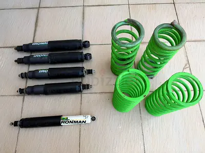 Ironman Foam Cell Pro Suspension Kit – Classic Defender 90/110