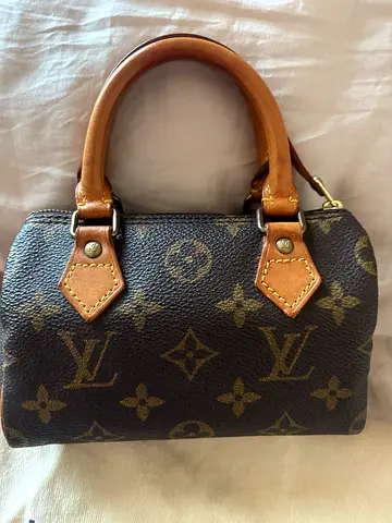 Louis vuitton mini speedy (authentic)