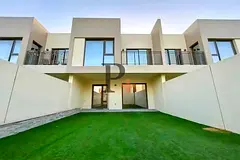 single row | Landscape | next to pool
