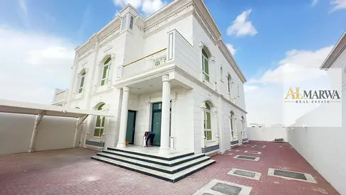 Spacious & Bright 5-BedRoom Ready to Move Villa