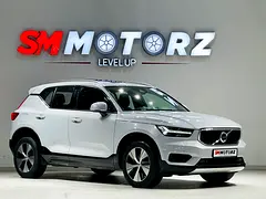 2022 Volvo XC40