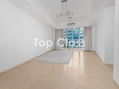 Bright | Spacious | Vacant