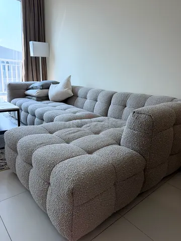 Light grey tufted 3-seater boucle sofa in great condition