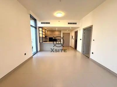 Homely 1 BR | Well-Lit | Community View