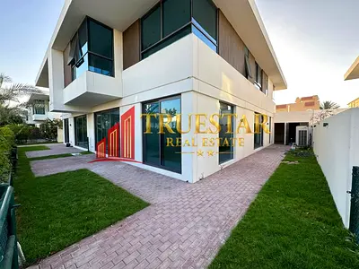 MODERN FINISHING SOUBLE STOREY 4BR+MAIDS PRIVATE GARDEN SHARED GYM POOL