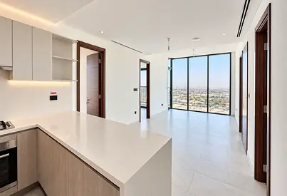 Maid's Room | Lagoon View | High Floor