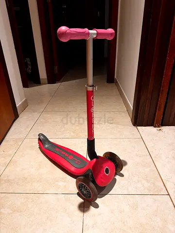 Globber 3-Wheel Kids Scooter | LED Light-Up Wheels