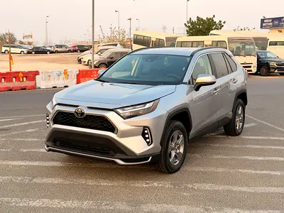2025 Toyota RAV4 XLE - American Specs