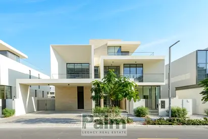 BRAND NEW | SPACIOUS VILLA | VACANT