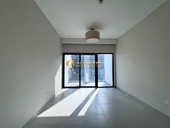 Studio Apartment | SOL Avenue | Balcony | City View