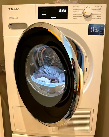 .High Miele W1 WWI860 WPS PowerWash TwinDos 9 kg Washer / T1 TWF760WP EcoSpeed 8 kg Dryer