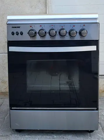 Nikai bran gas cooker 60x60 cm with 4 burners perfect working condition