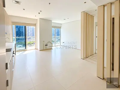FULL POOL VIEW - MODERN APARTMENT - EQUIPPED KITCHEN