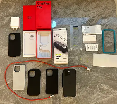 OnePlus 13s 12GB/512GB Black – Excellent, Full Box + 5 Cases + Invoice