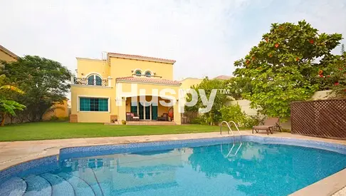 Vastu | Large Plot | Private Pool