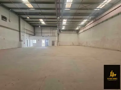 5200 SQFT LUXURY WAREHOUSE | GOOD LOCATION WITH FREE PARKING AREA