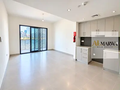 Luxury Sea View 1BR | Free Gym, Pool & Parking
