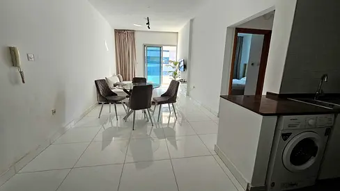 UNFURNISHED | HIGH FLOOR | READY TO MOVE