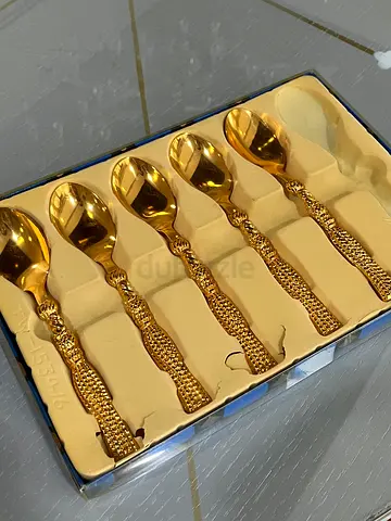 Golden plated spoon set