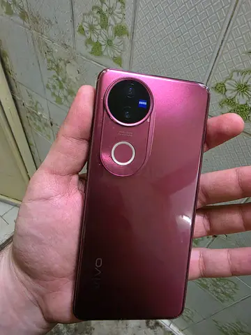 Vivo V50 5G Water Proof smartphone (red/pink) - used, working, with case