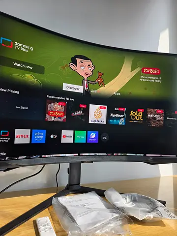 Samsung Odessey G6 32 inch 32BG65, in very good condition