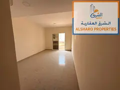 studio, offering a spacious layout, an open view, and an exceptional price. This bright, expansive s