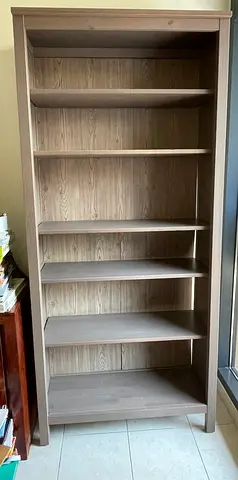 FREE Ikea hemnes Tall Wooden Bookcase / Bookshelf - 7 Shelves, Light Oak Finish