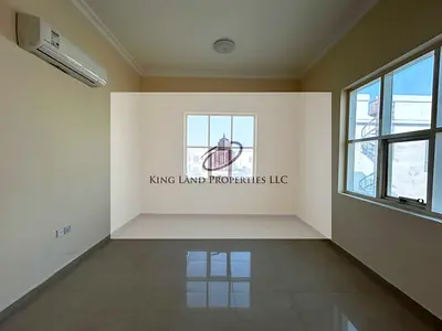 تصميم كبير ست غرف نوم مع مجلس متاح للإيجار في هوشي الشارقة