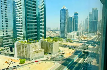 2 PARKING | SPACIOUS | VACANT | HIGH FLOOR