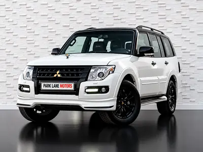 PAJERO 3.8 V6 | SIGNATURE EDITION | FULL SERVICE HISTORY | GCC | LOW KMS