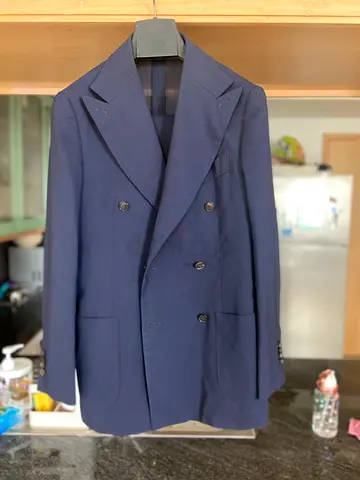 SUITSUPPLY Navy Double-Breasted - Good Condition size 44 , wrinkle resistance suit traveler line