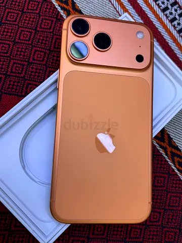 iPhone 17 pro max/Orange - Good Condition with Box and cable