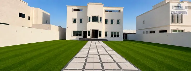 Brand new. 4bhk villa with majlis on main road with huge garden just in 215k