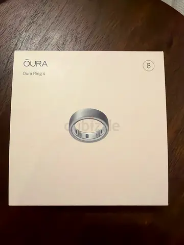 Oura Ring Gen 4 (Size 8) — White Box, brushed silver color