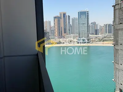 منظر جانبي | مساحة واسعة | موقع متميز | طابق متوسط