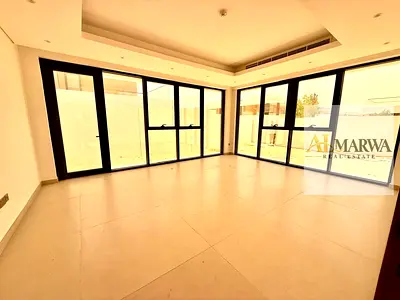 FULLY LUXURIOUS 5MASTER ROOM VILLA•2HALL•BIG KITCHEN•BRIGHT AND SPACIOUS•7CAR PARKINGS