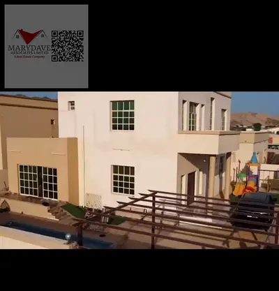 فيلا زاوية مع مسبح للبيع في عجمان – مصفوت