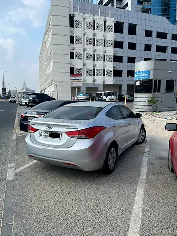 Hyundai Elantra 2012 1.8L GL GCC Specs