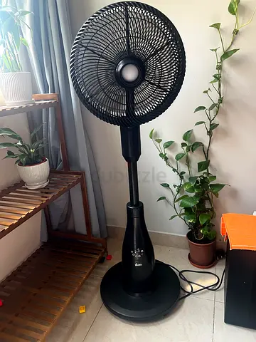 Black ikon Tower fan with cooler- 2 month old