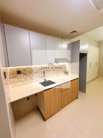Fully Upgraded Studio Available Near Silicon Central