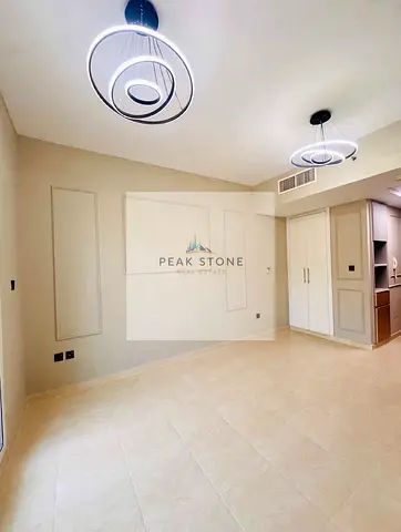 Fully Upgraded Studio Available Near Silicon Central