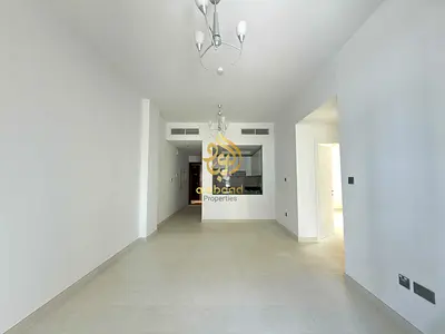 Bright 2BR Apartment Available Family Building With Balcony