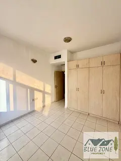 Spacious 1BHK Apartment with 2 Washrooms_ ideal for Indian families| Comfortable Faimly Livinh