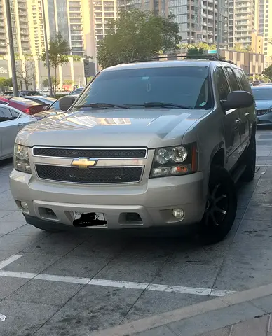 Chevrolet Suburban LT 2007 GCC Specs