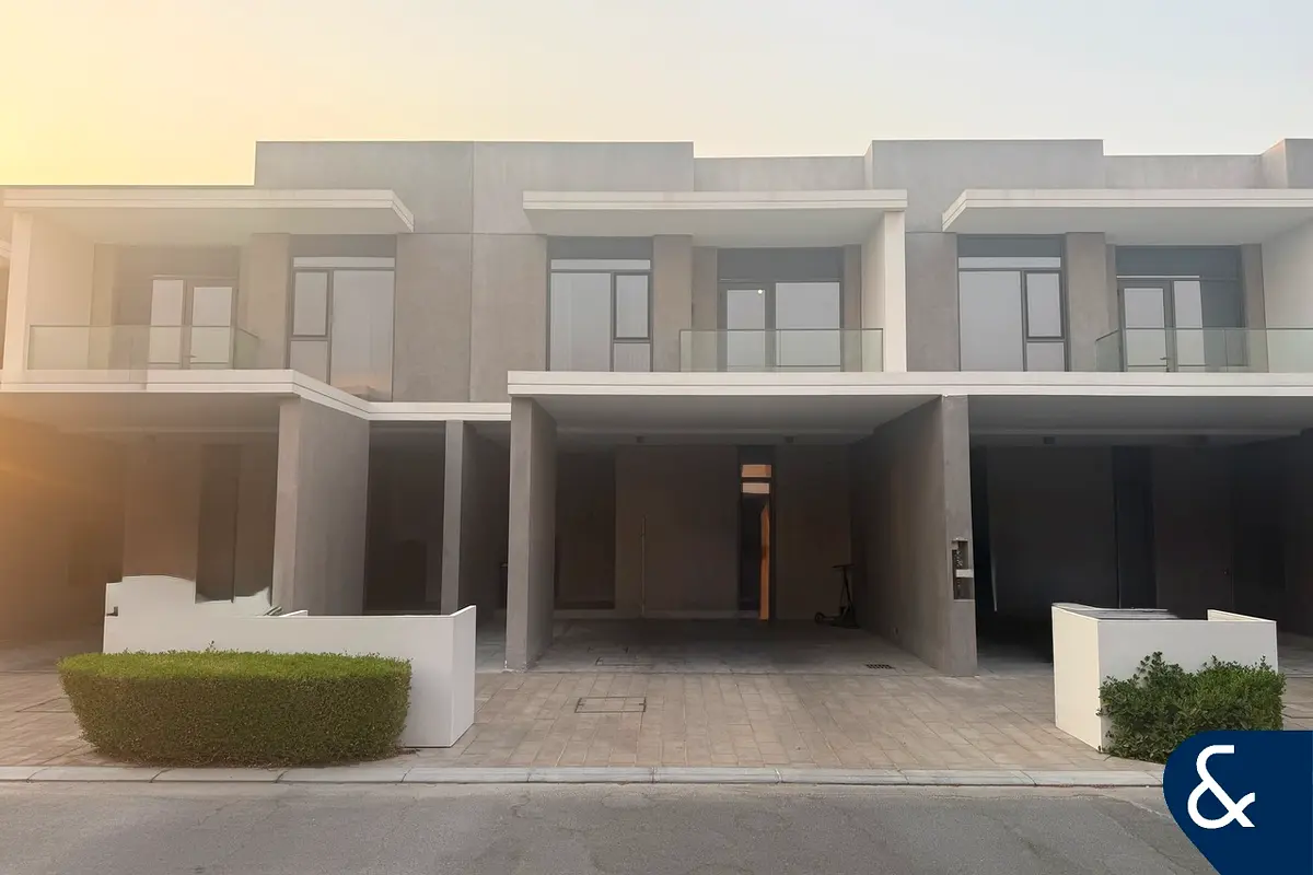 Vacant Soon | Great Location | Pool | Gym