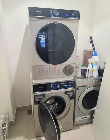 Siemens iQ700 washer and separate dryer latest model