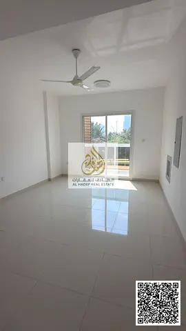 للإيجار السنوي | 3 غرف وصالة | 4 حمامات | خزائن في الحائط | الراشدية 2 | 50,000 درهم