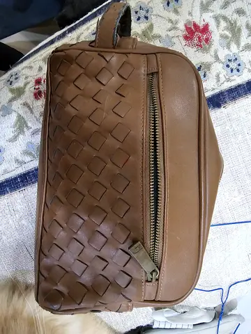 Brown woven leather men's toiletry / dopp kit