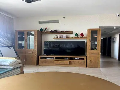 Fully furnished 3BR | Study | Close to metro
